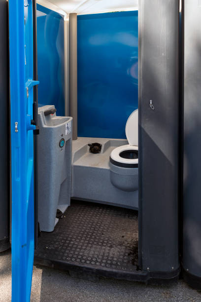 Best Portable toilet rental cost  in Giddings, TX