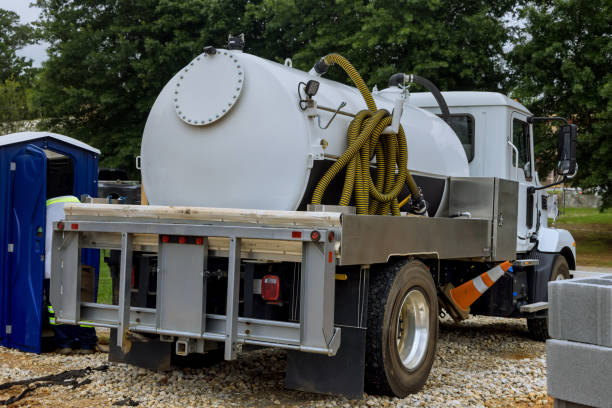 Portable Toilet Options We Offer in Giddings, TX